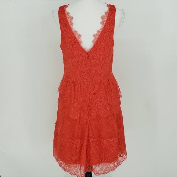 NWOT BCBGMaxAzria Willa Lace Dress - Picture 8 of 11